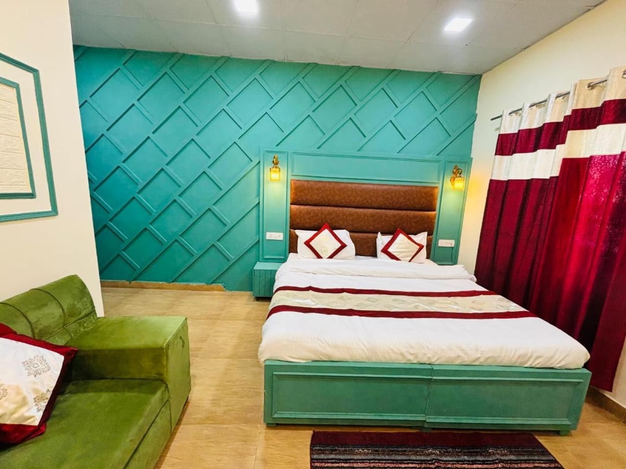 Hotel Amar Mussoorie Kültér fotó
