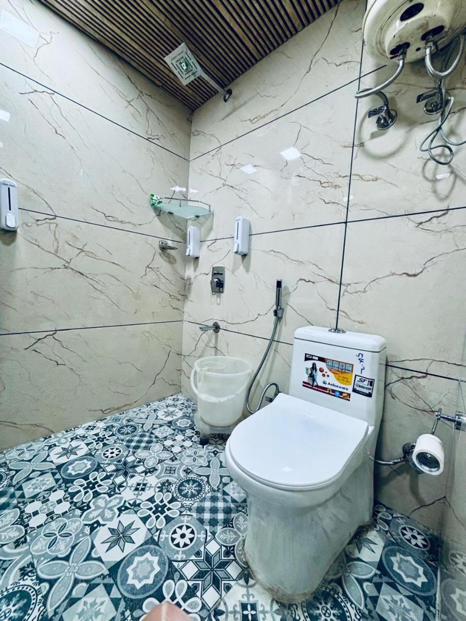 Hotel Amar Mussoorie Kültér fotó