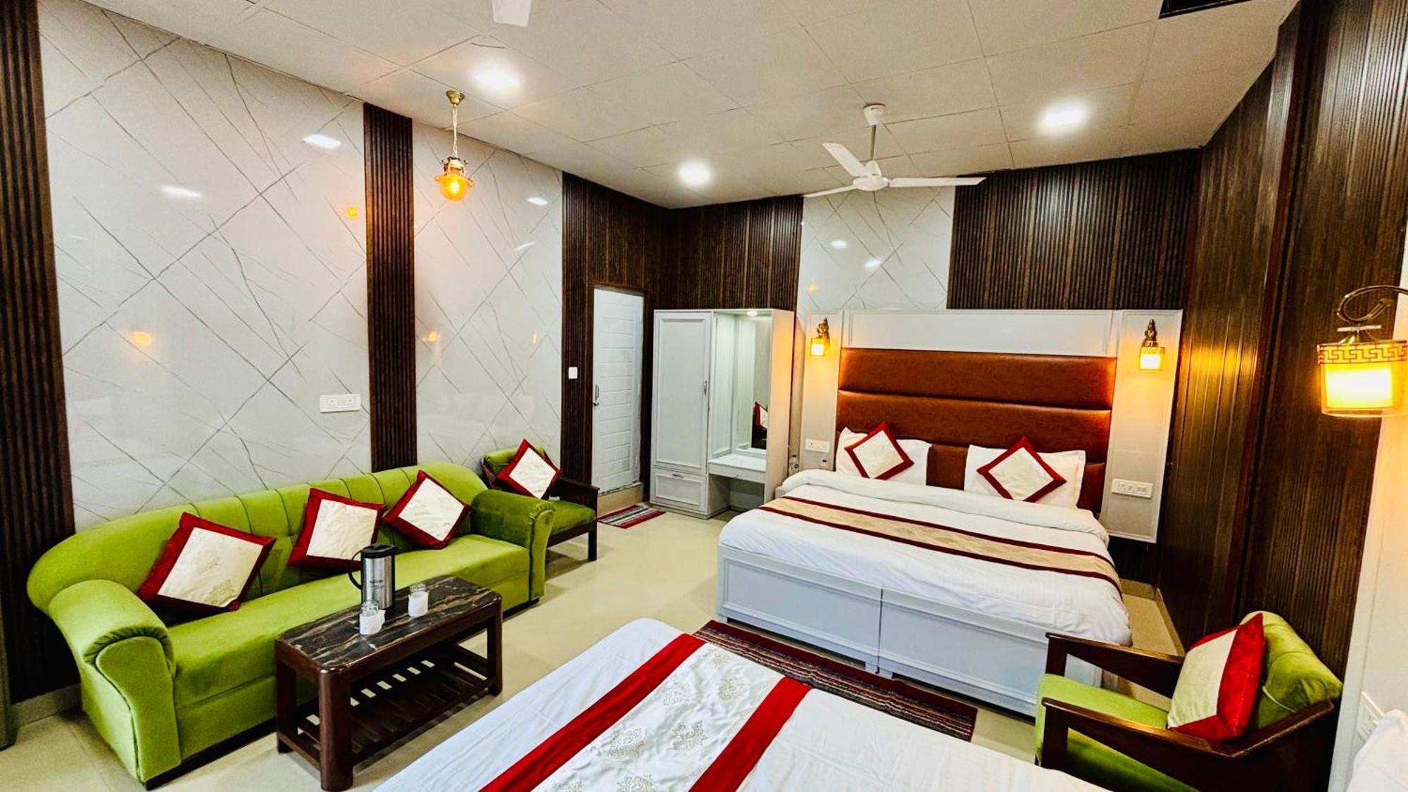 Hotel Amar Mussoorie Kültér fotó