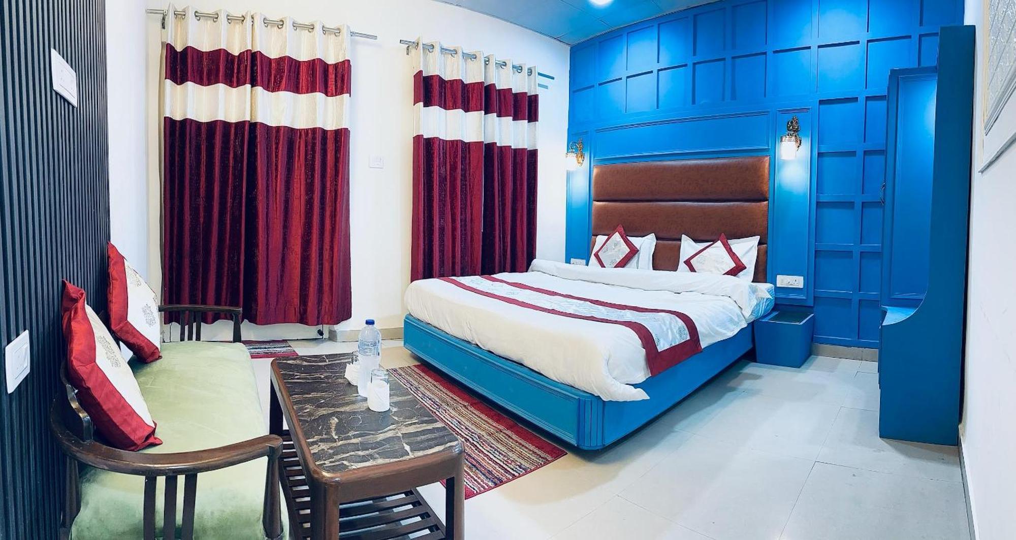 Hotel Amar Mussoorie Kültér fotó